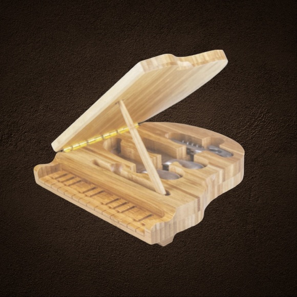 Piano Shaped Bamboo Cheeseboard - Picture 2 of 6